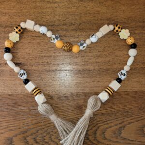 30" Bee Honeycomb Garland