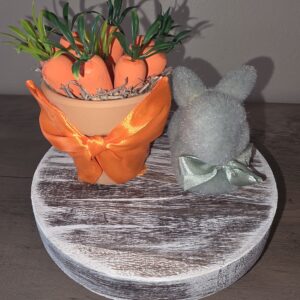 6" x 5-1/2" Green Bunny With Carrot Planter Riser